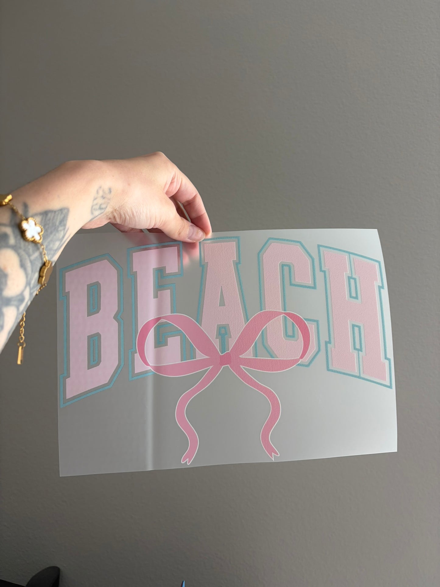 Beach w/ Pink Bow